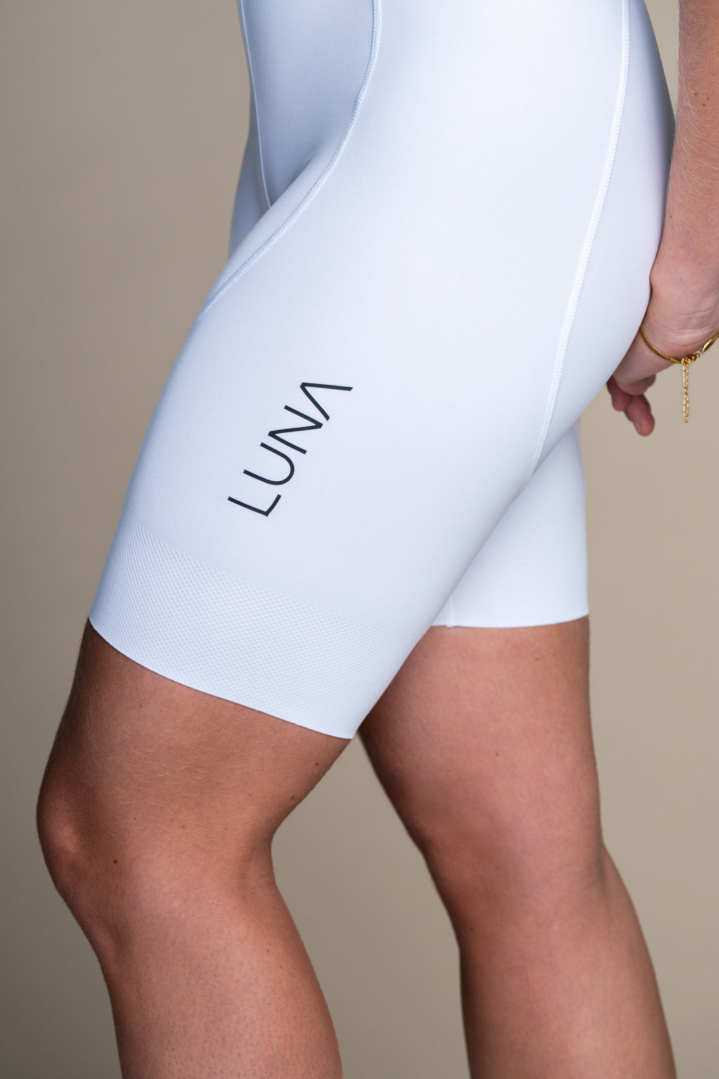 LUNA AERO L1 Trisuit - WHITE OCEAN BLUE